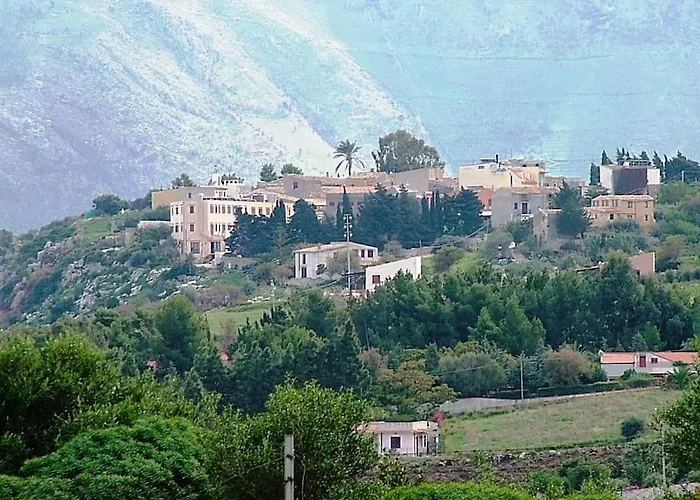 - Finestra Sul Cortile * סקופלו